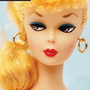 Meet your Posher, Bella